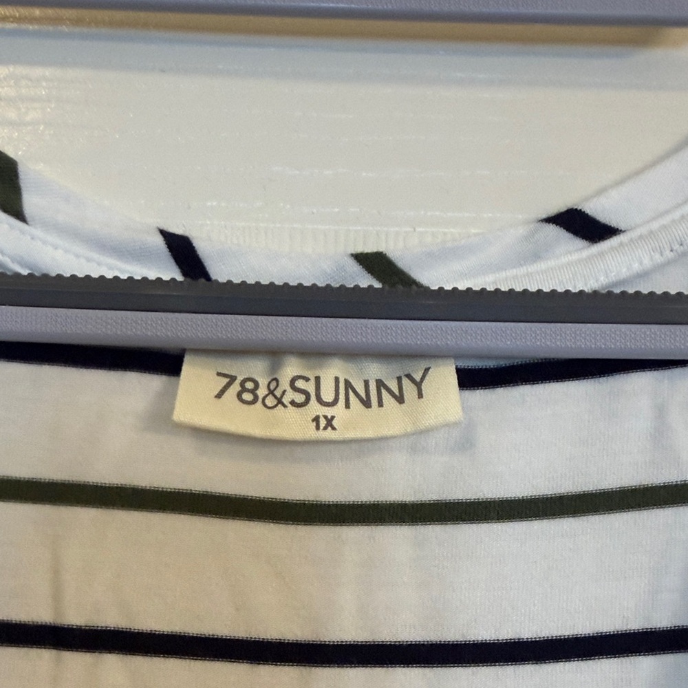 Chic Striped Tank Top in Black/Green and White - Picture 2 of 4